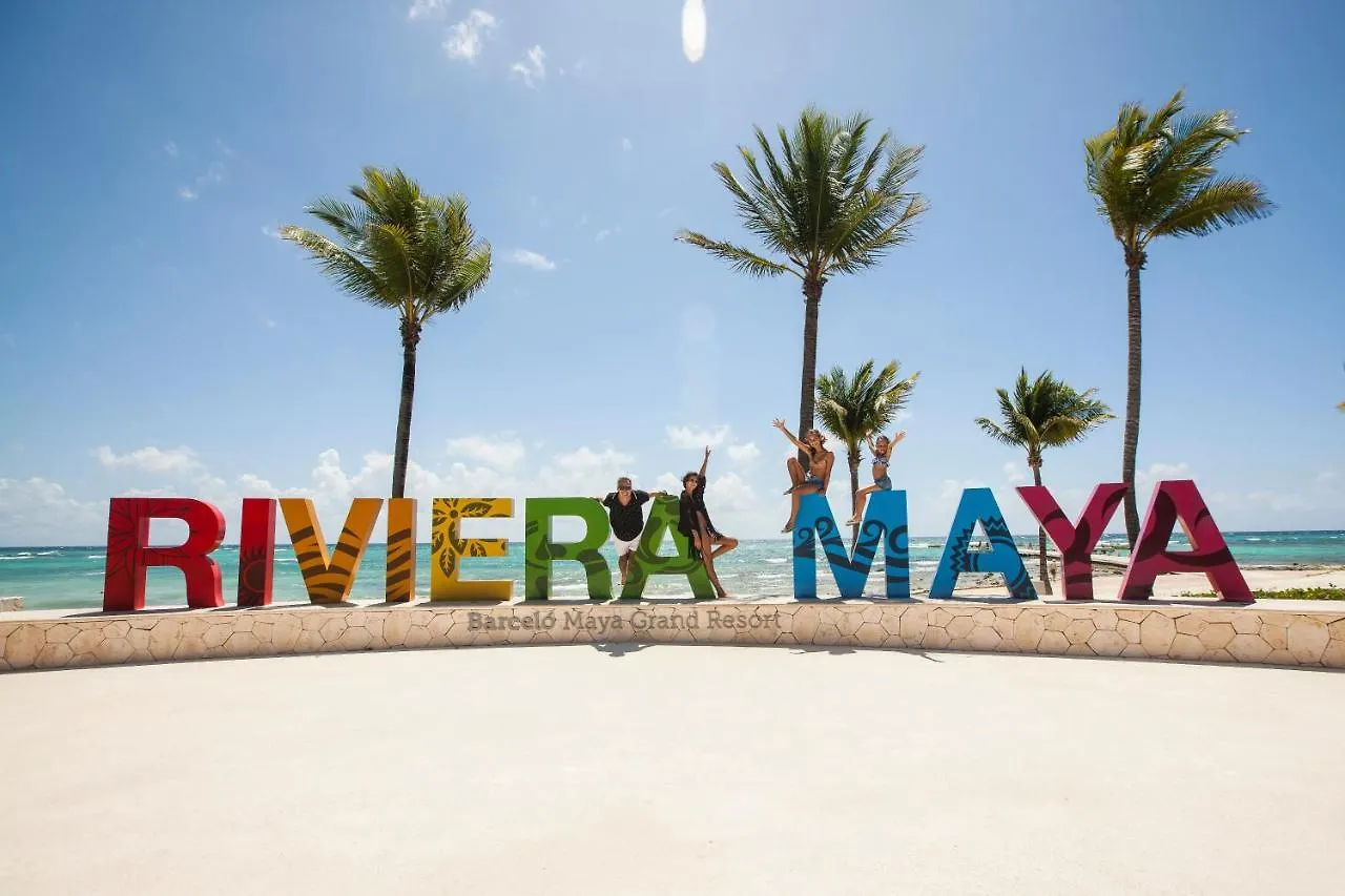 Barcelo Maya Palace Xpu Ha 5*,